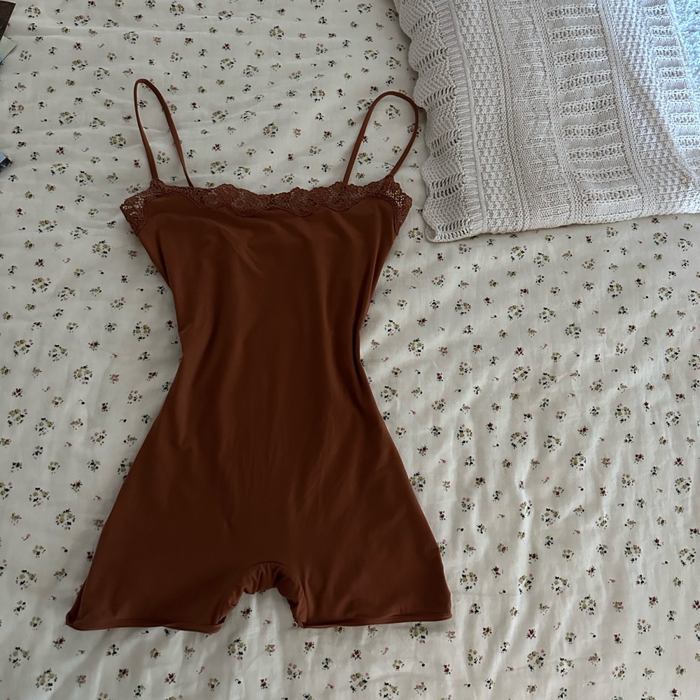 Skims Fits Everybody Lace Onesie